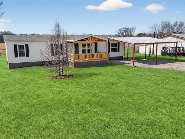 309 Rhett Court, Aurora, TX 76078