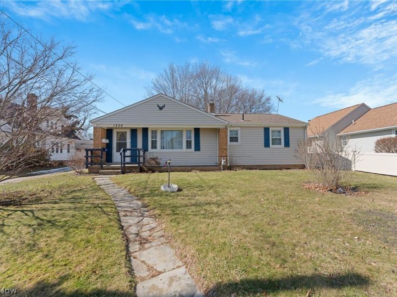 1539 Parkway Boulevard, Alliance, OH 44601 Photo 1