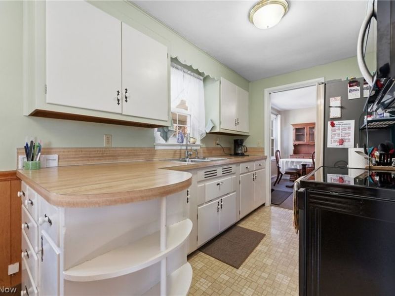 1539 Parkway Boulevard, Alliance, OH 44601 Photo 17