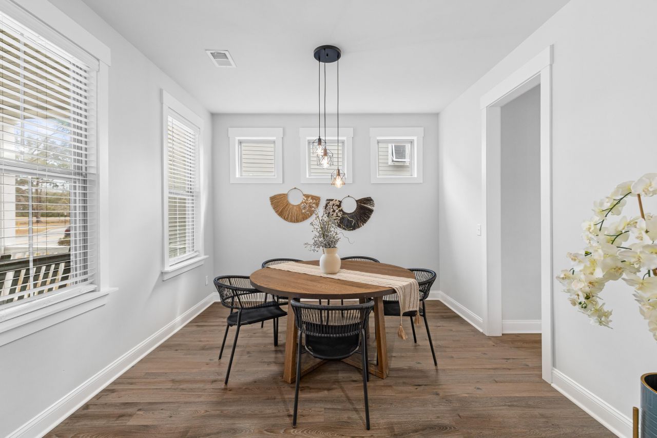 2119 Kemmerlin Street Photo 10