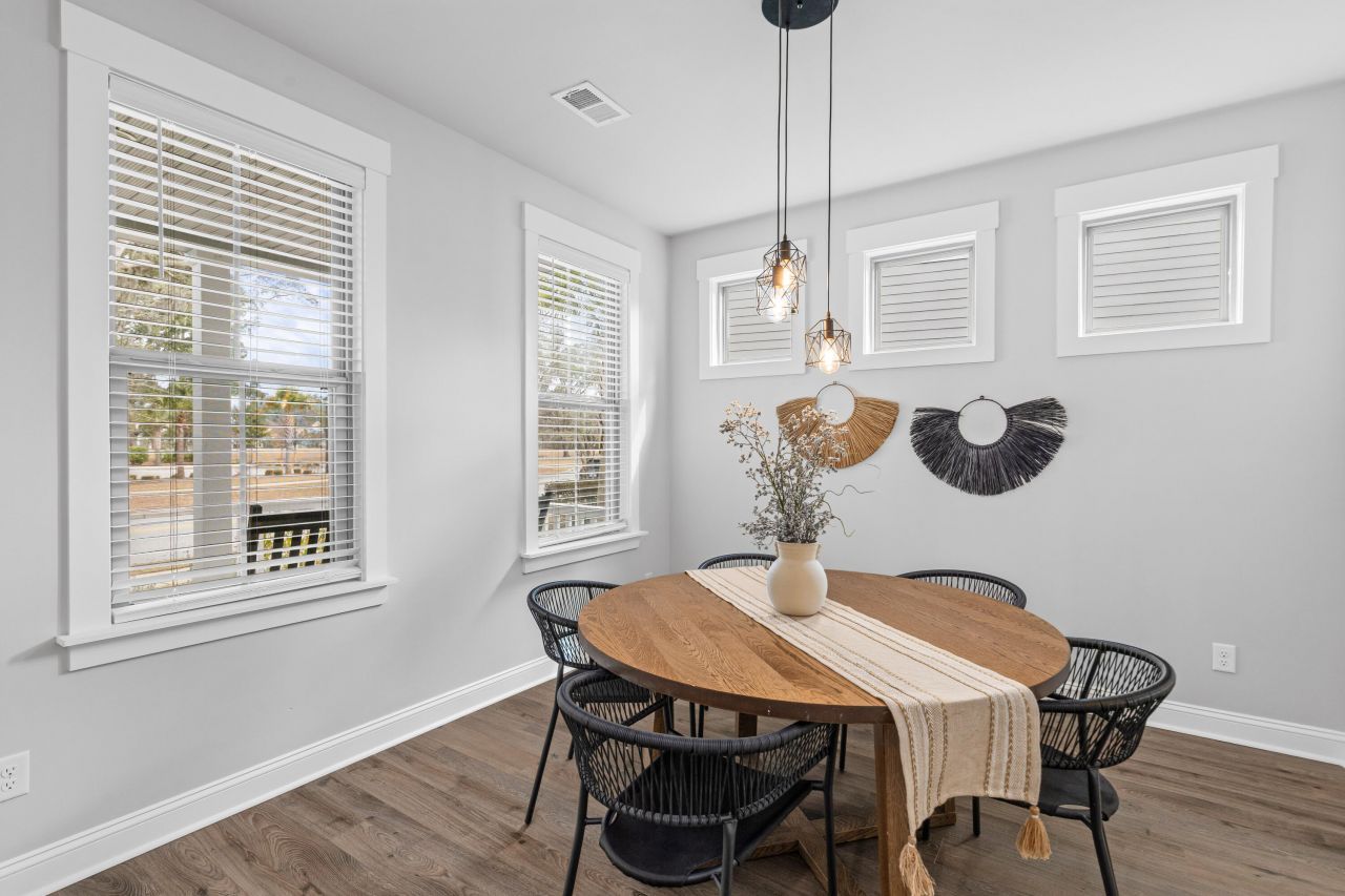 2119 Kemmerlin Street Photo 11