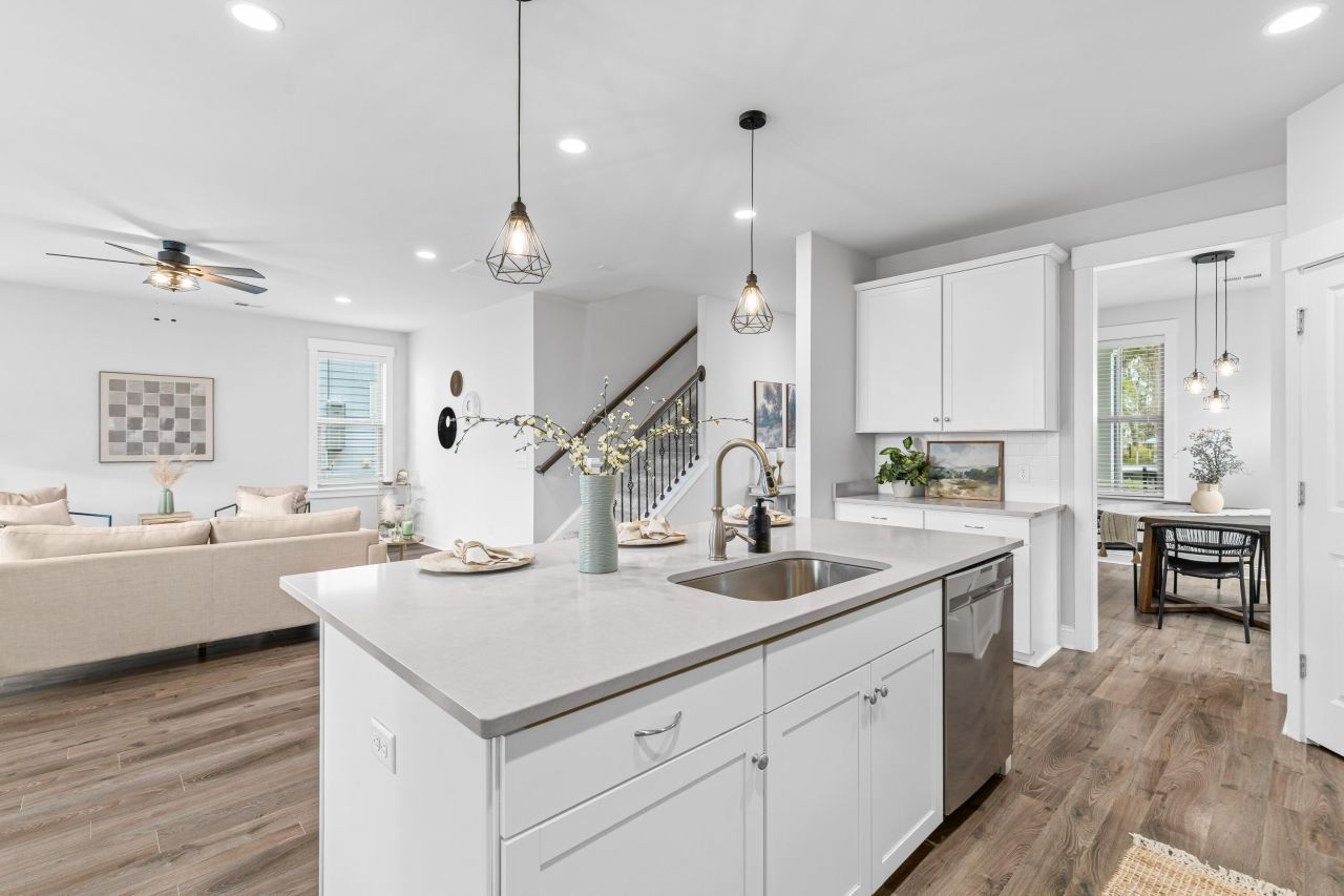 2119 Kemmerlin Street Photo 16