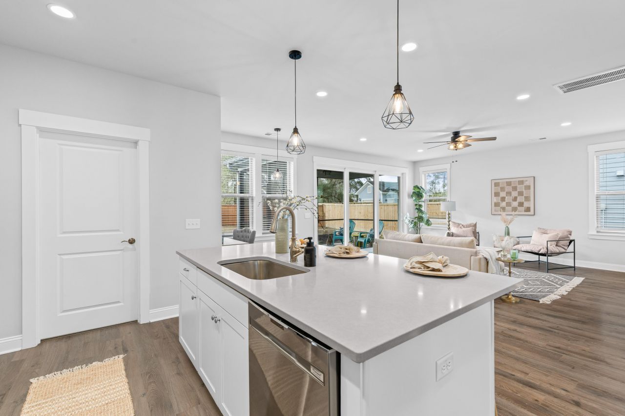 2119 Kemmerlin Street Photo 17