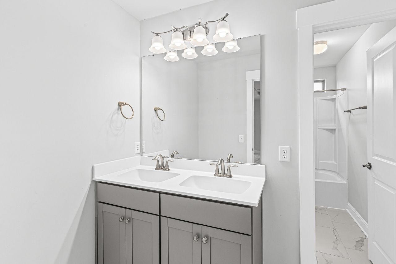 2119 Kemmerlin Street Photo 38