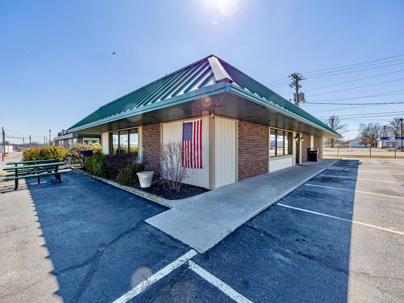 424 E Main Street, Russells Point, OH 43348 Photo 6