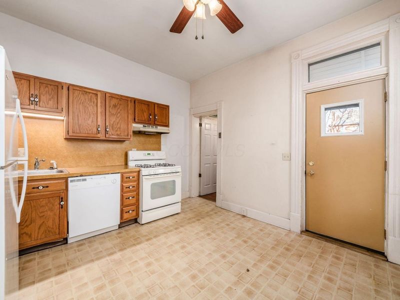 244-246 W Hubbard Avenue, Columbus, OH 43215 Photo 15