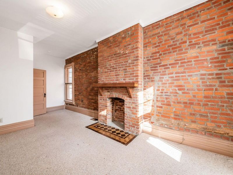 244-246 W Hubbard Avenue, Columbus, OH 43215 Photo 28