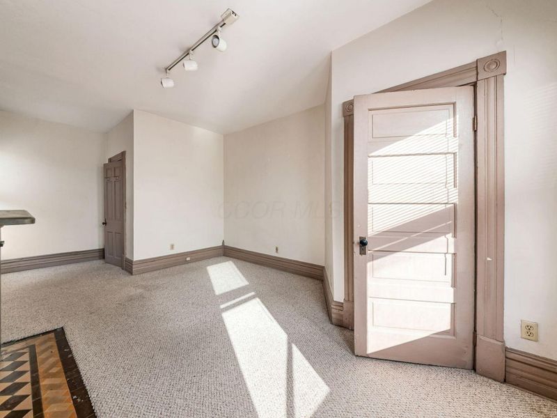 244-246 W Hubbard Avenue, Columbus, OH 43215 Photo 55