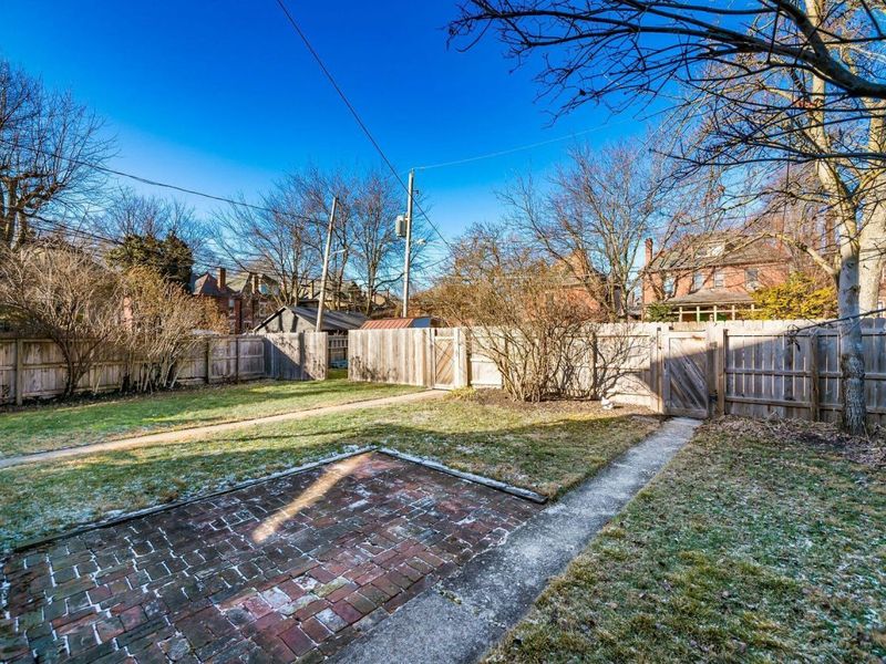 244-246 W Hubbard Avenue, Columbus, OH 43215 Photo 64