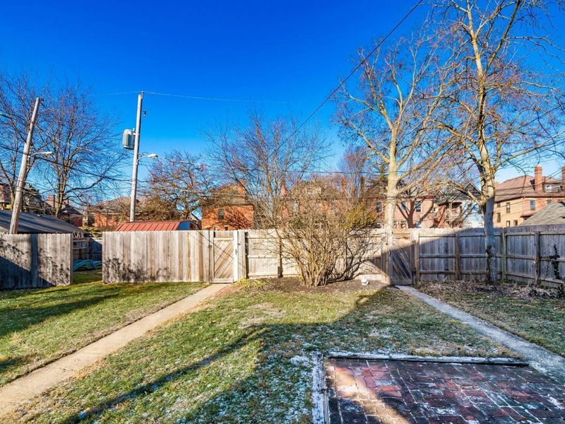 244-246 W Hubbard Avenue, Columbus, OH 43215 Photo 65