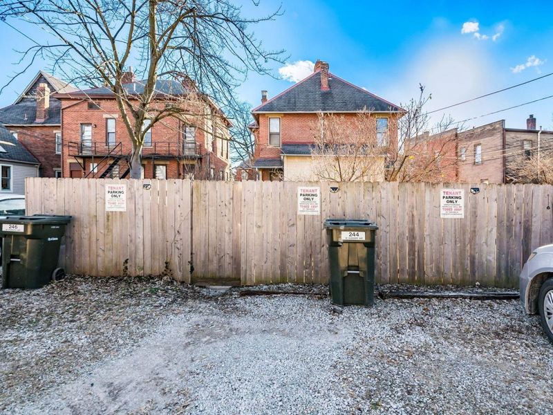 244-246 W Hubbard Avenue, Columbus, OH 43215 Photo 69