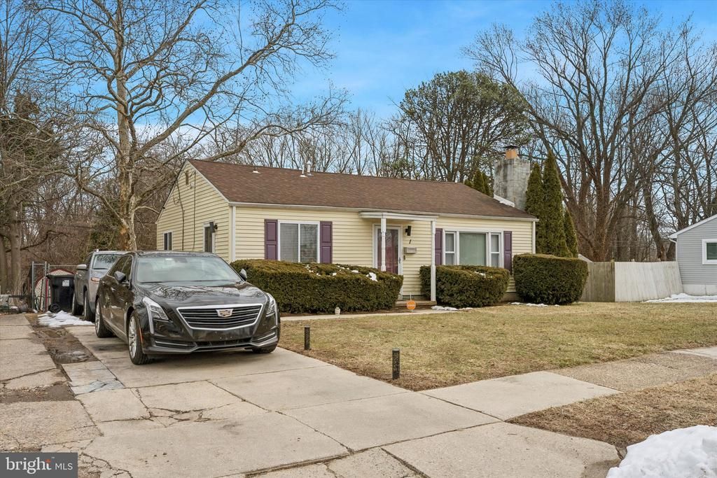 1 Arden Avenue, New Castle, DE 19720 Main Photo