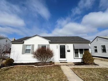 3266 S STELLA, Trenton, MI 48183