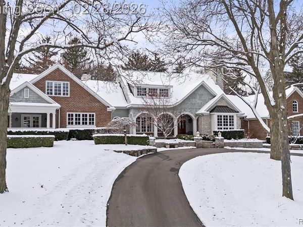 3460 Bloomcrest Drive, Bloomfield Hills, MI 48304