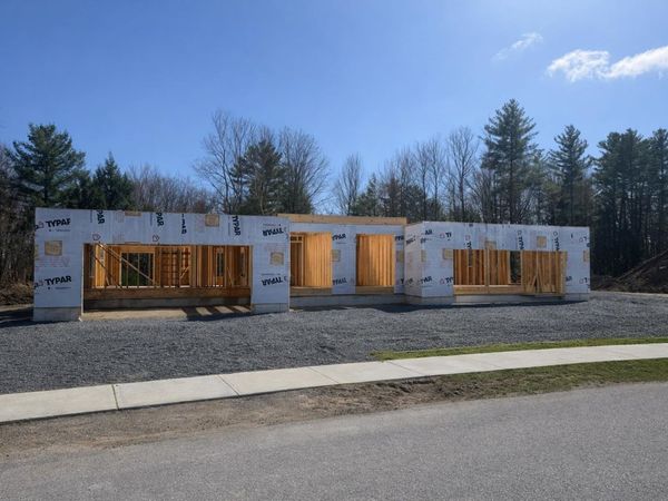 50 Greenbrook Circle, Unit 5, Milton, VT 05468