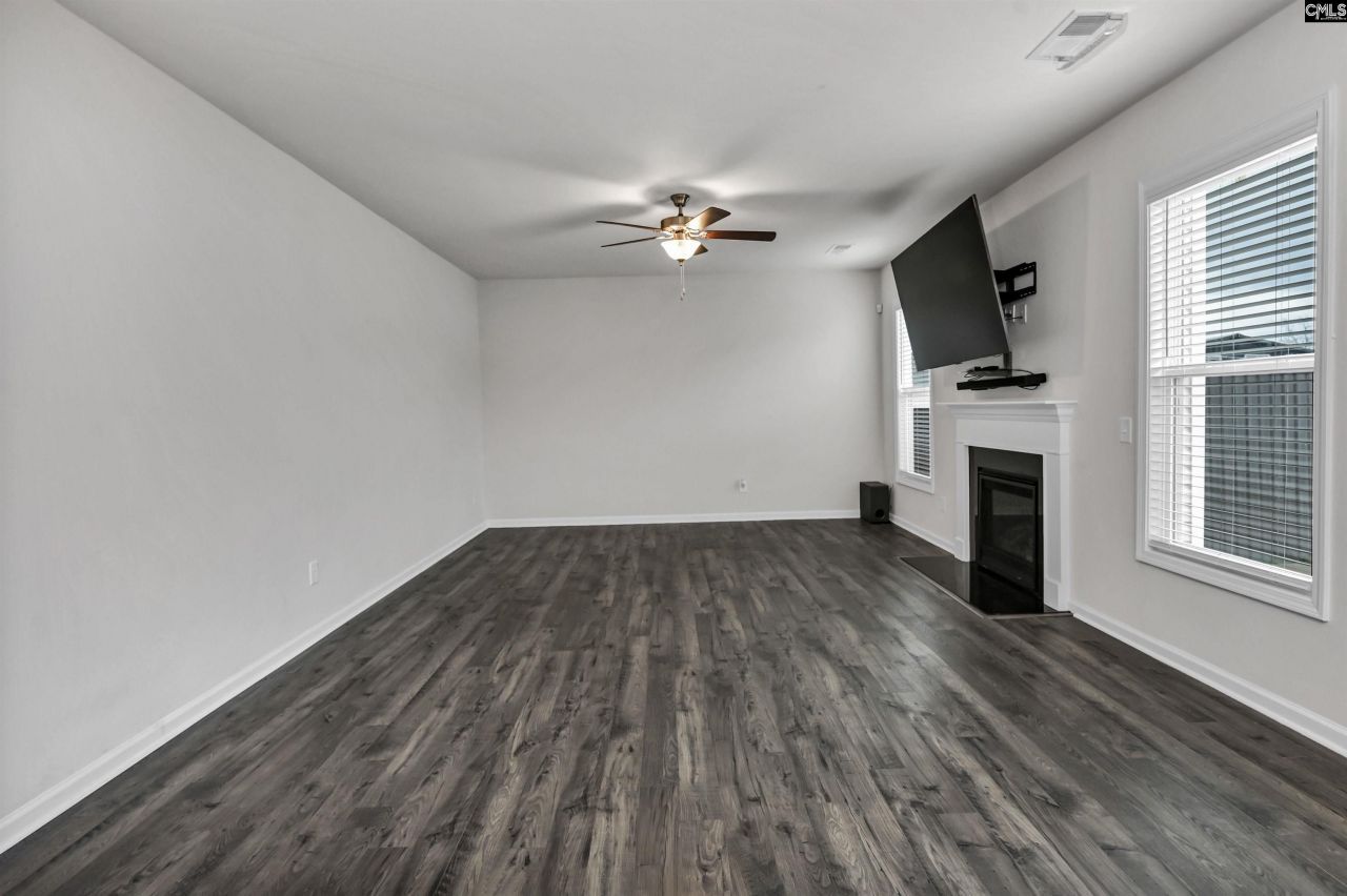 526 Deer Park Lane Photo 16