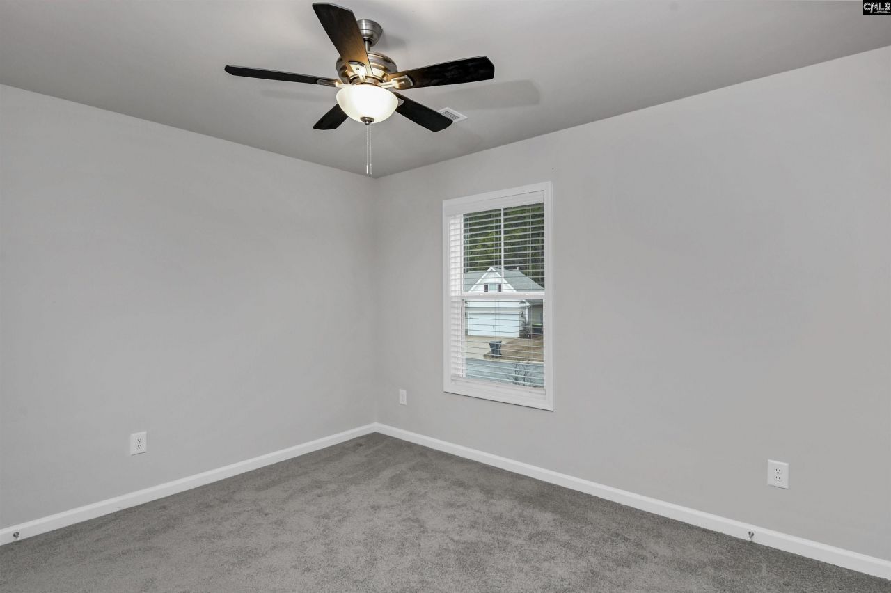 526 Deer Park Lane Photo 33