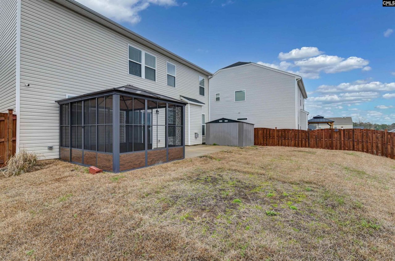 526 Deer Park Lane Photo 5