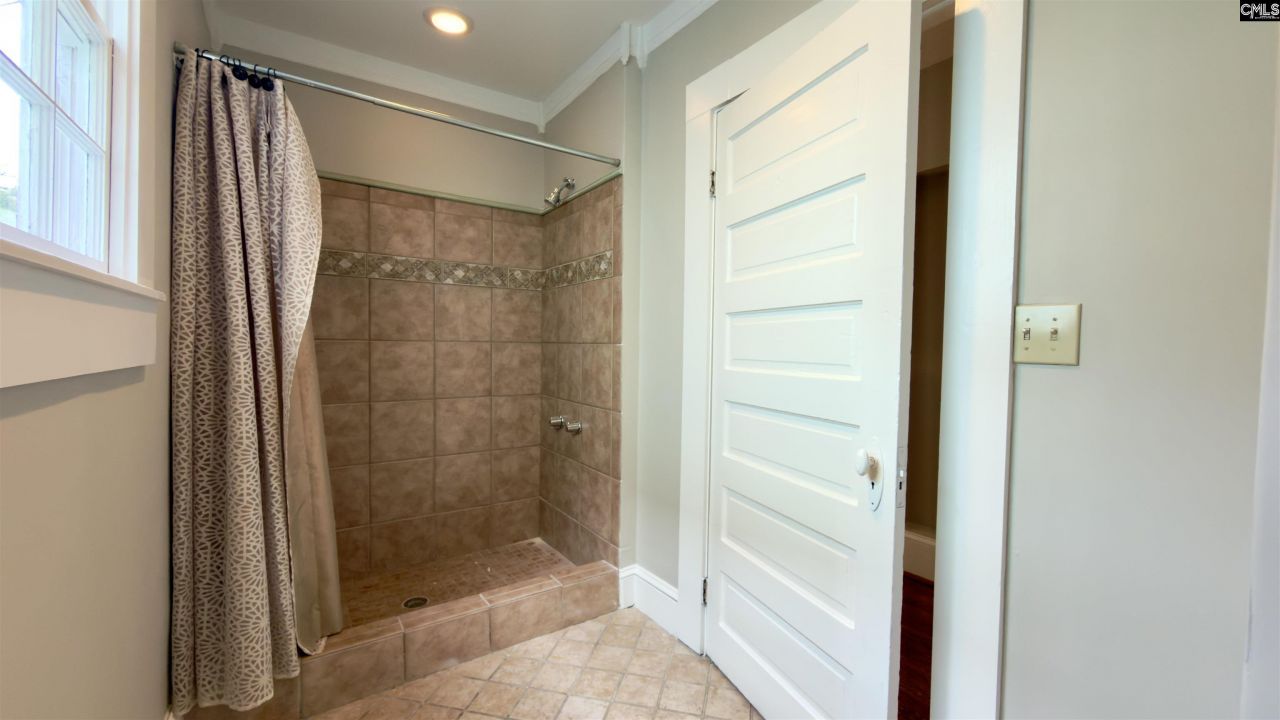 715 Abbeville Street  Photo 32