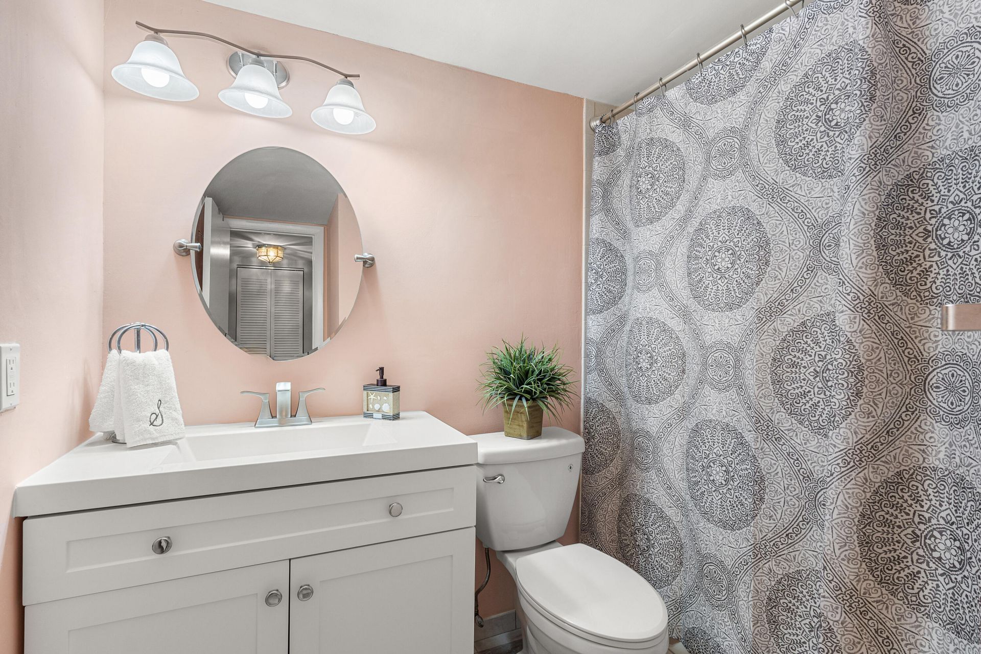 114 Lake Pine Circle, Unit B-1, Greenacres, FL 33463 Photo