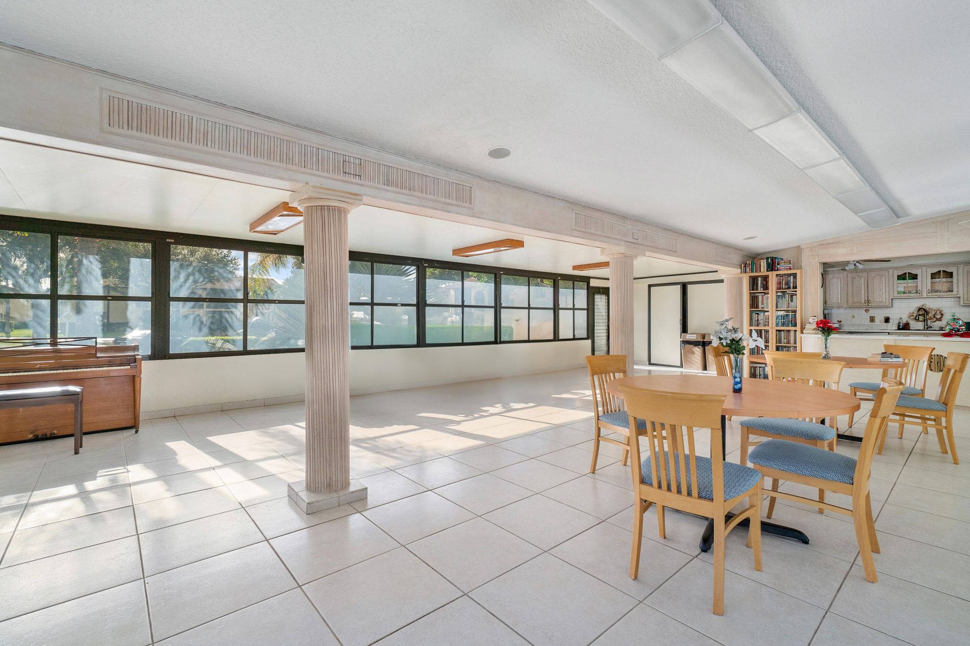 114 Lake Pine Circle, Unit B-1, Greenacres, FL 33463 Photo