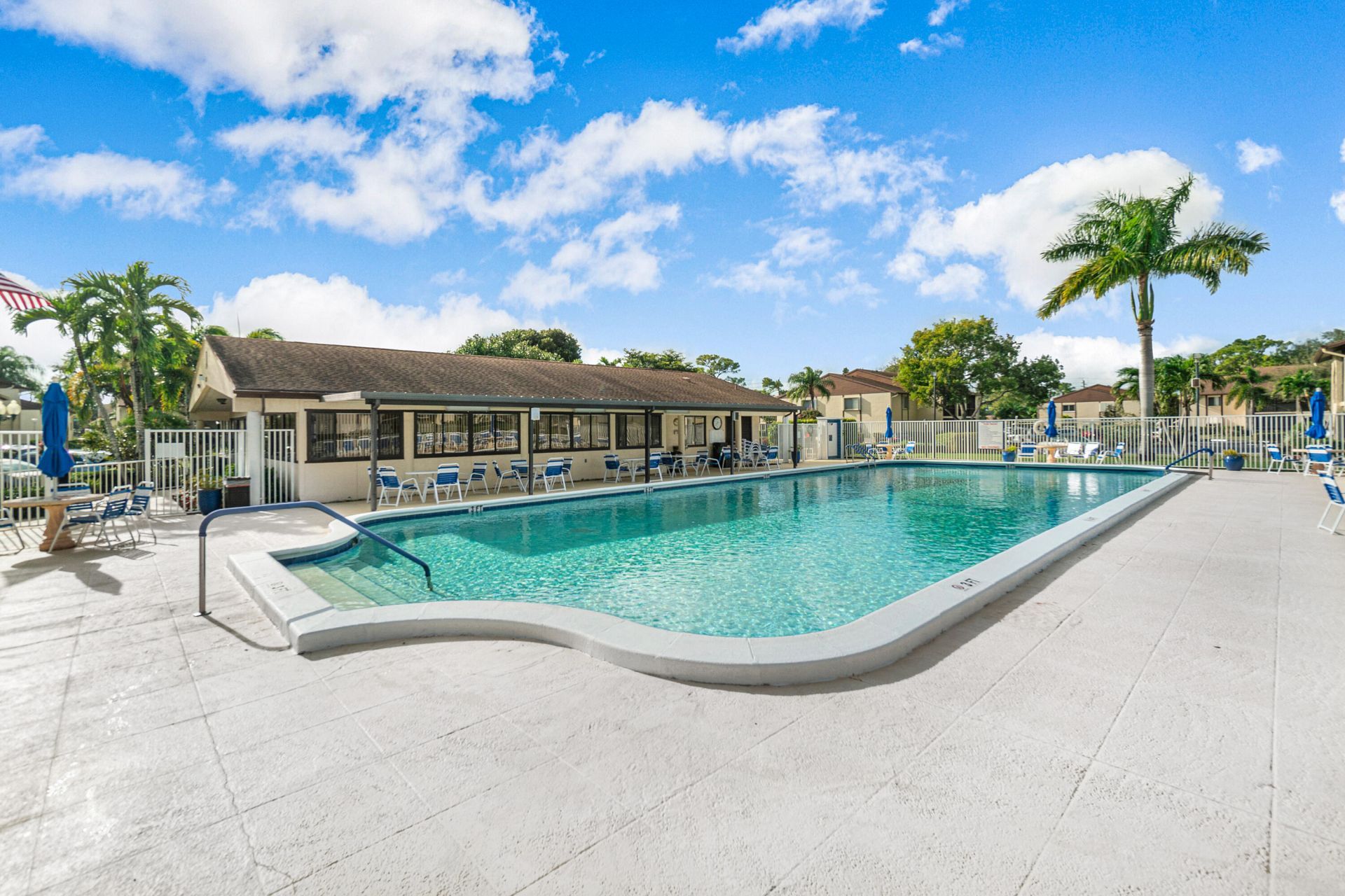 114 Lake Pine Circle, Unit B-1, Greenacres, FL 33463 Photo