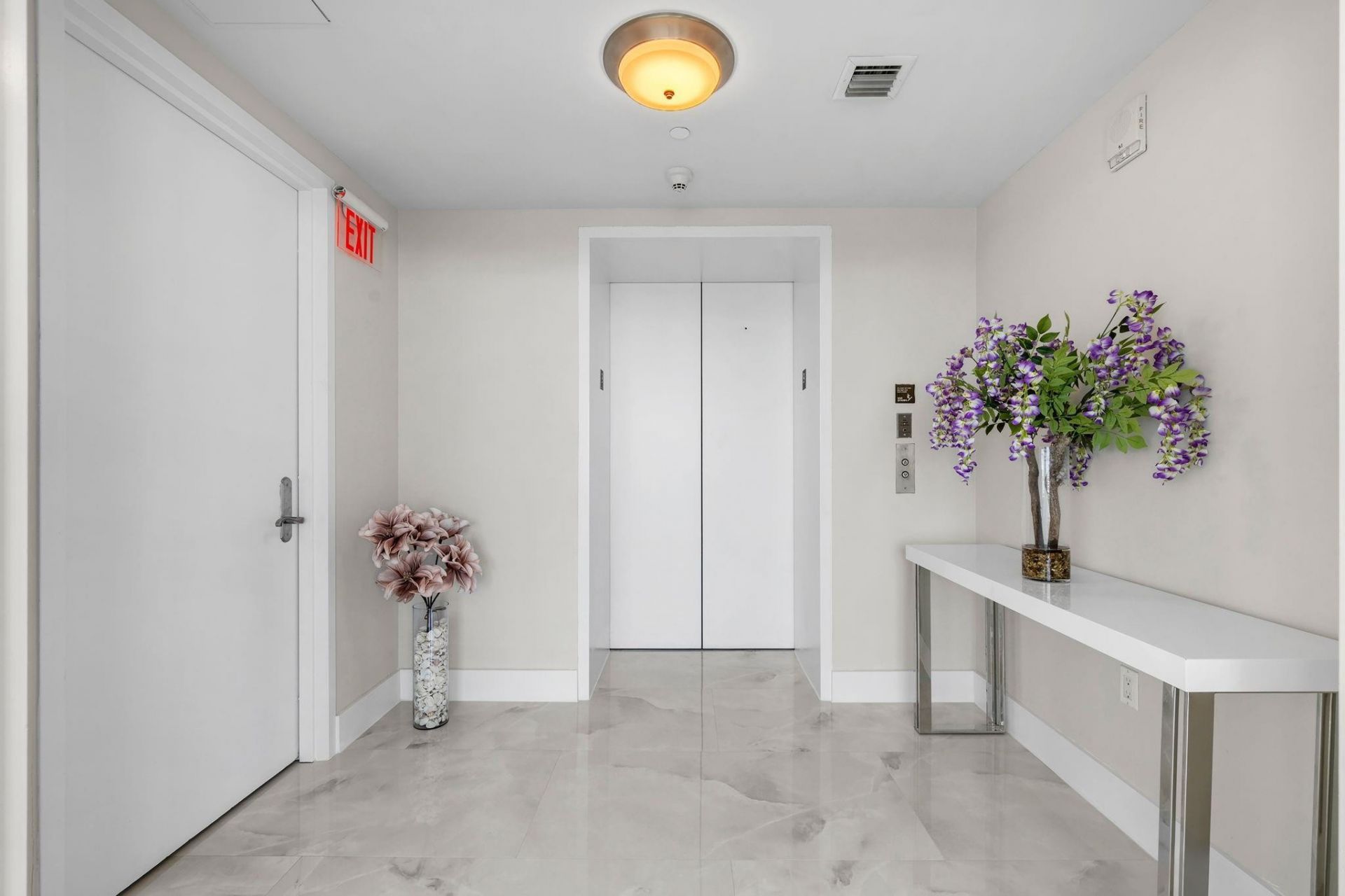 101 S Fort Lauderdale Beach Boulevard, Unit 907, Fort Lauderdale, FL 33316 Photo