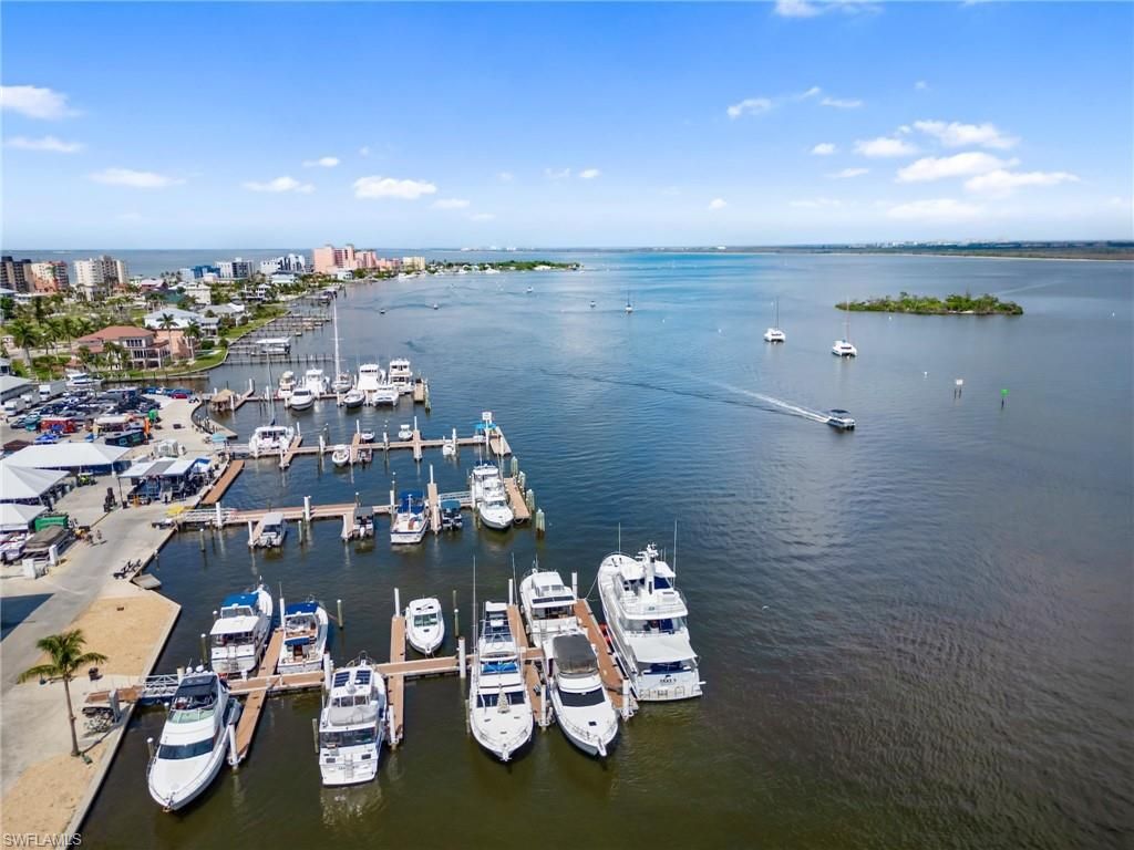 870 Oak St , Fort Myers Beach, FL 33931 Photo