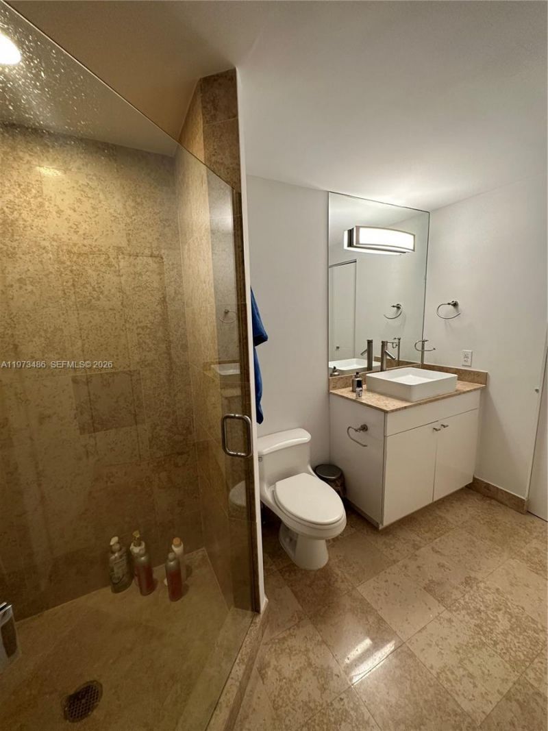 4775 Collins Ave , Unit 2407, Miami Beach, FL 33140 Photo
