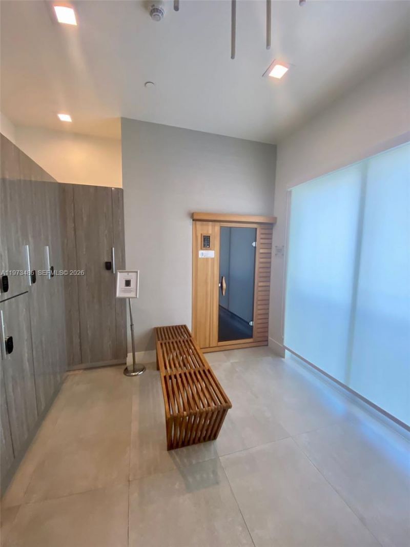 4775 Collins Ave , Unit 2407, Miami Beach, FL 33140 Photo