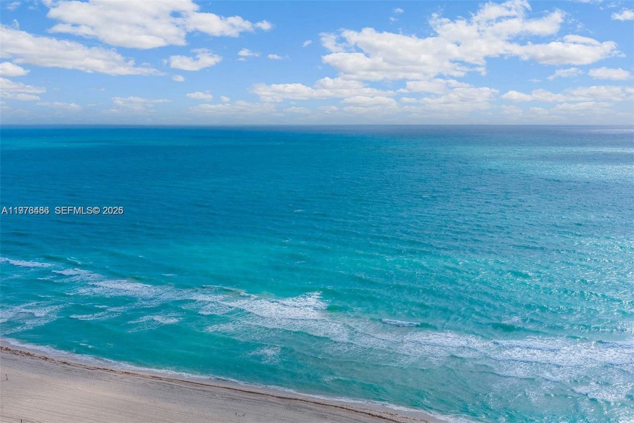 4775 Collins Ave , Unit 2407, Miami Beach, FL 33140 Photo