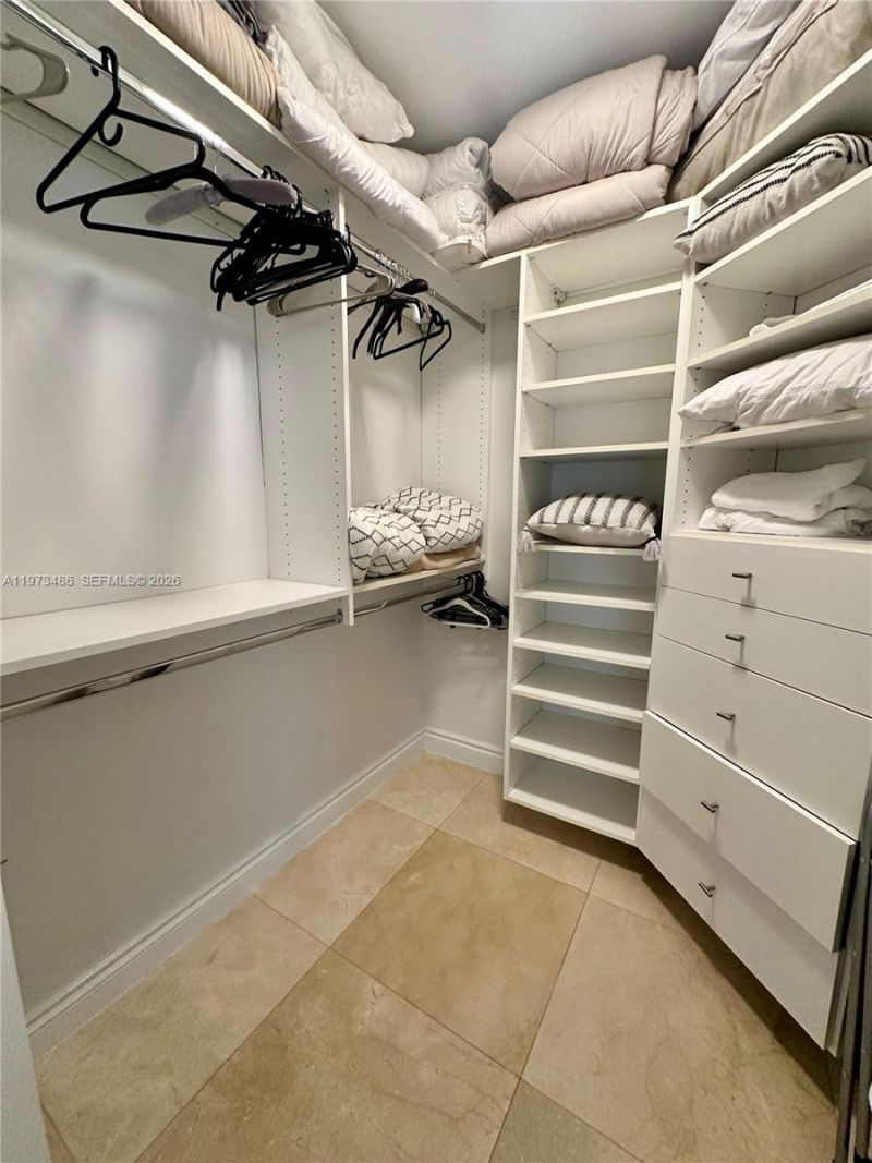4775 Collins Ave, Unit 2407, Miami Beach, FL 33140 Photo