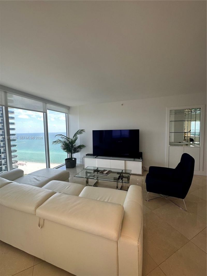 4775 Collins Ave , Unit 2407, Miami Beach, FL 33140 Photo