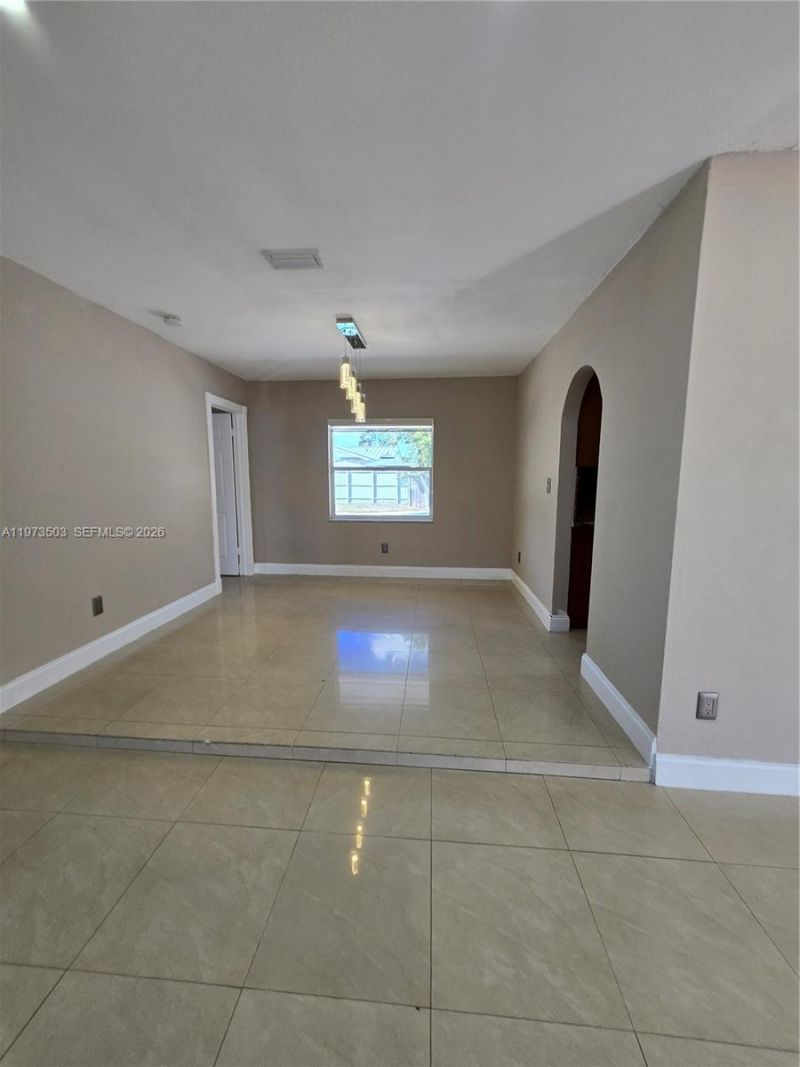 10805 SW 165th Ter, Miami, FL 33157 Photo