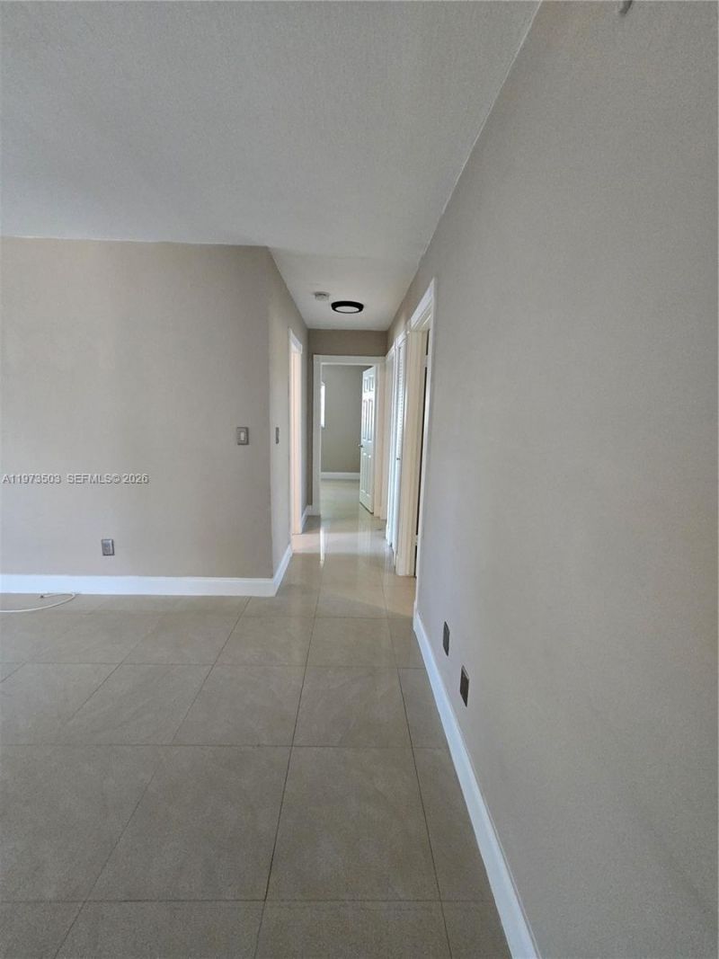 10805 SW 165th Ter, Miami, FL 33157 Photo