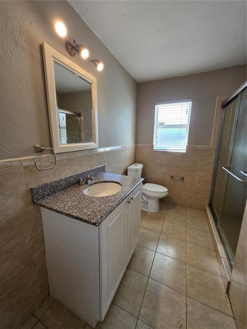 10805 SW 165th Ter, Miami, FL 33157 Photo