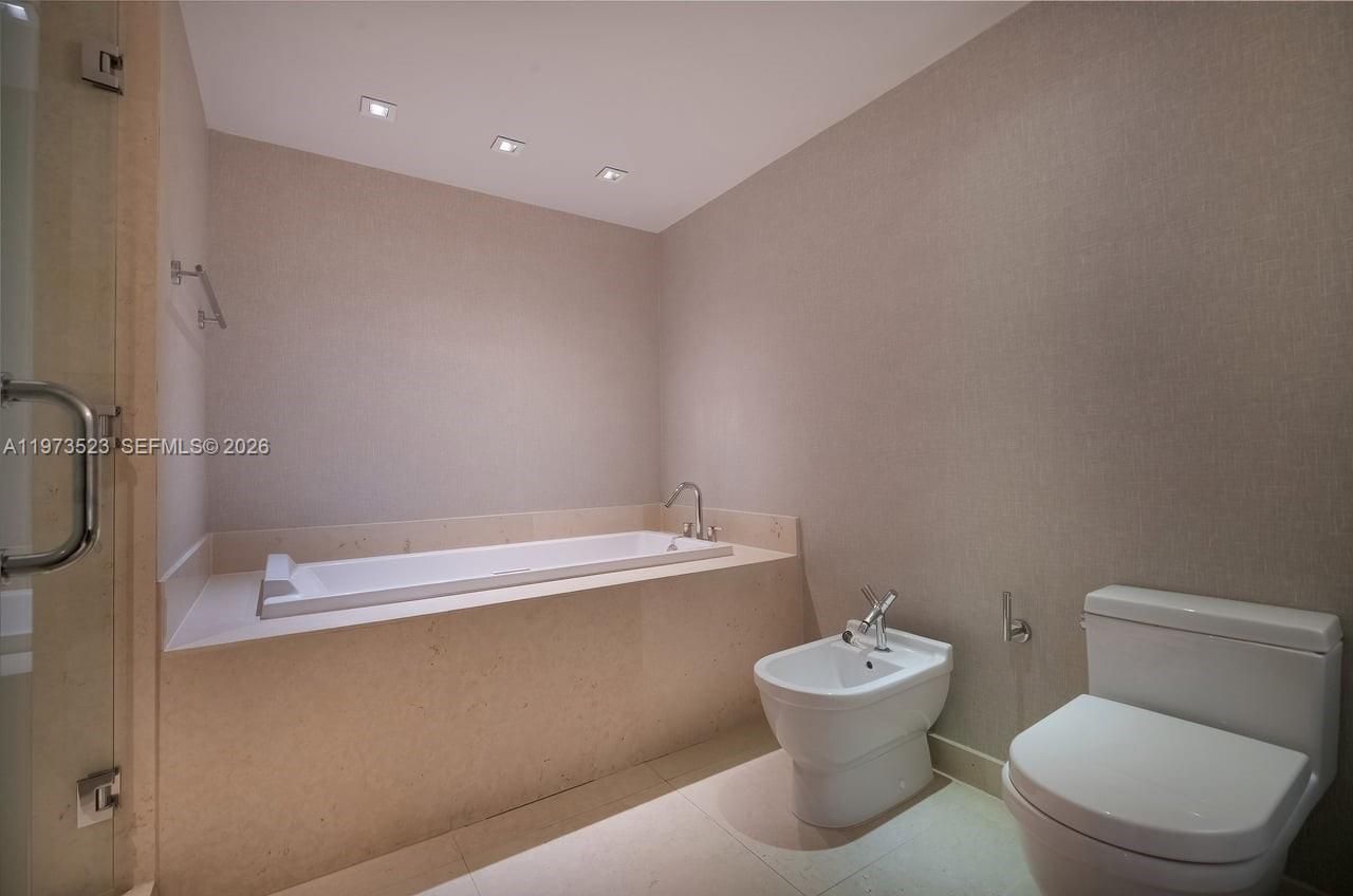 465 Brickell Ave, Unit 5701, Miami, FL 33131 Photo