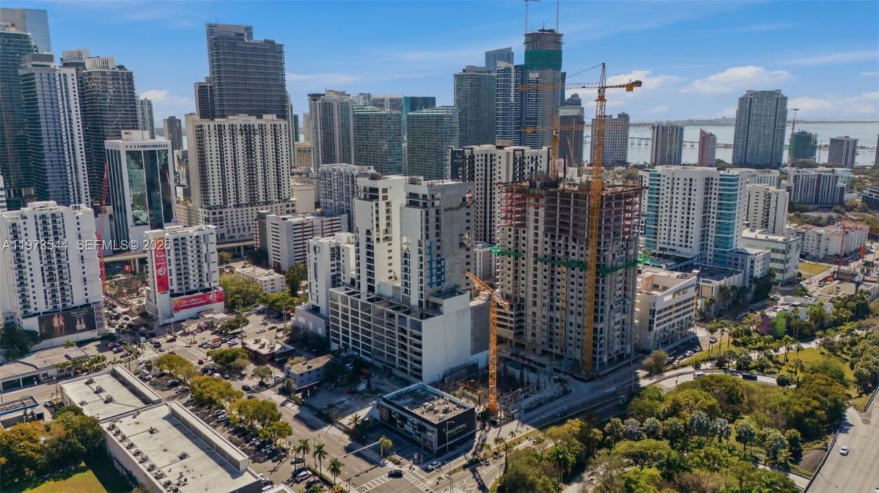 229 SW 9th St, Unit 407, Miami, FL 33130 Photo