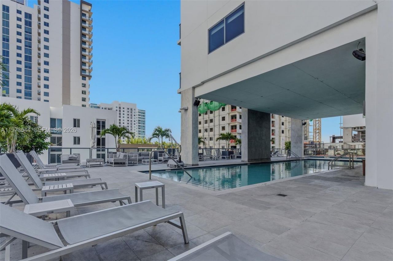 229 SW 9th St, Unit 407, Miami, FL 33130 Photo