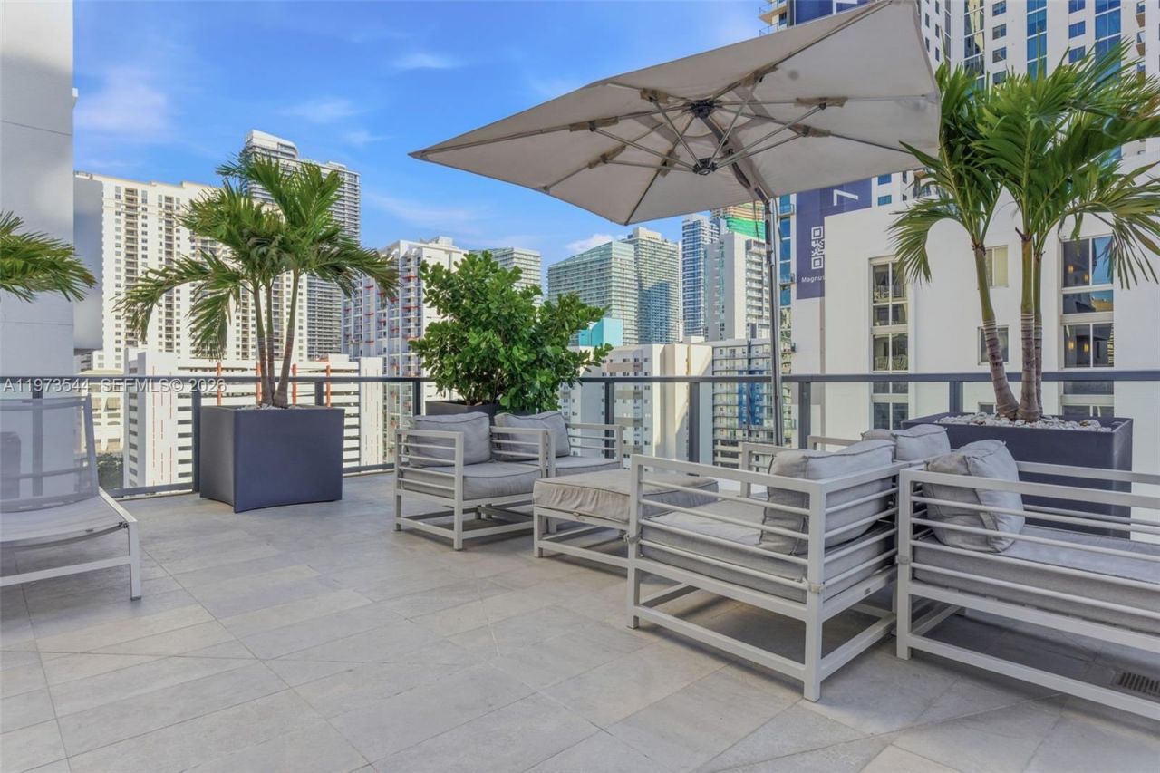 229 SW 9th St, Unit 407, Miami, FL 33130 Photo