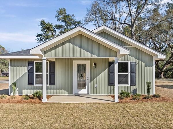 310 Townsend Avenue , Bay Minette, AL 36507