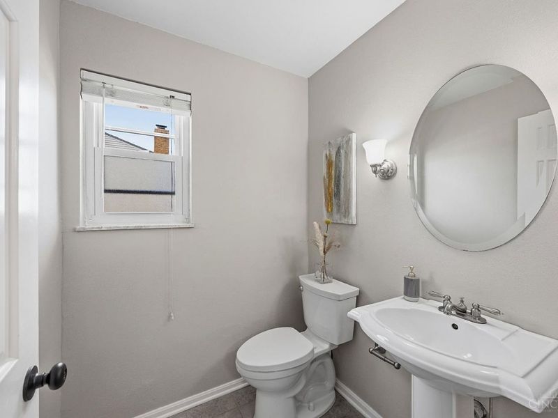 4600 Farcrest Court, Green Township, OH 45247 Photo 19