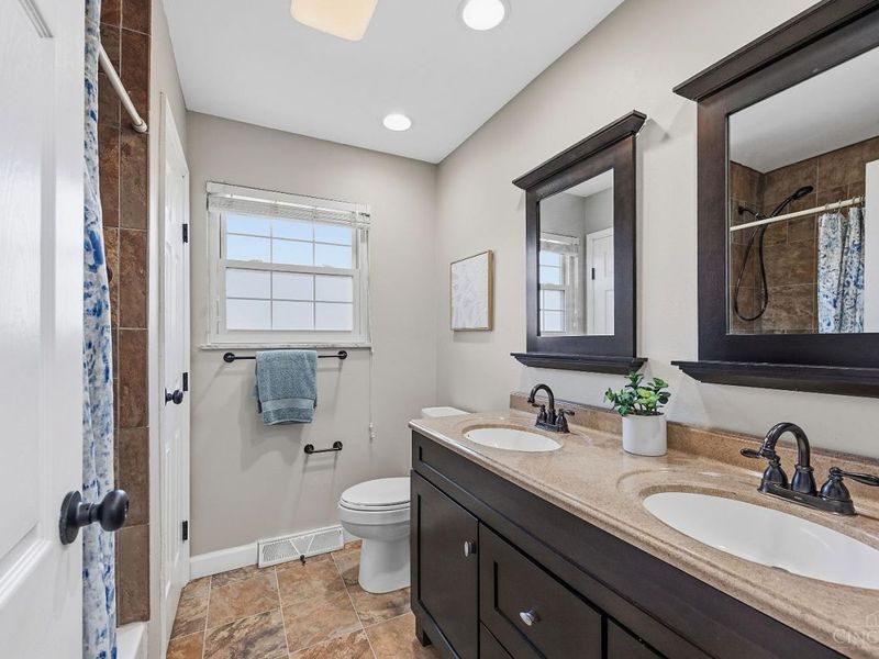 4600 Farcrest Court, Green Township, OH 45247 Photo 35