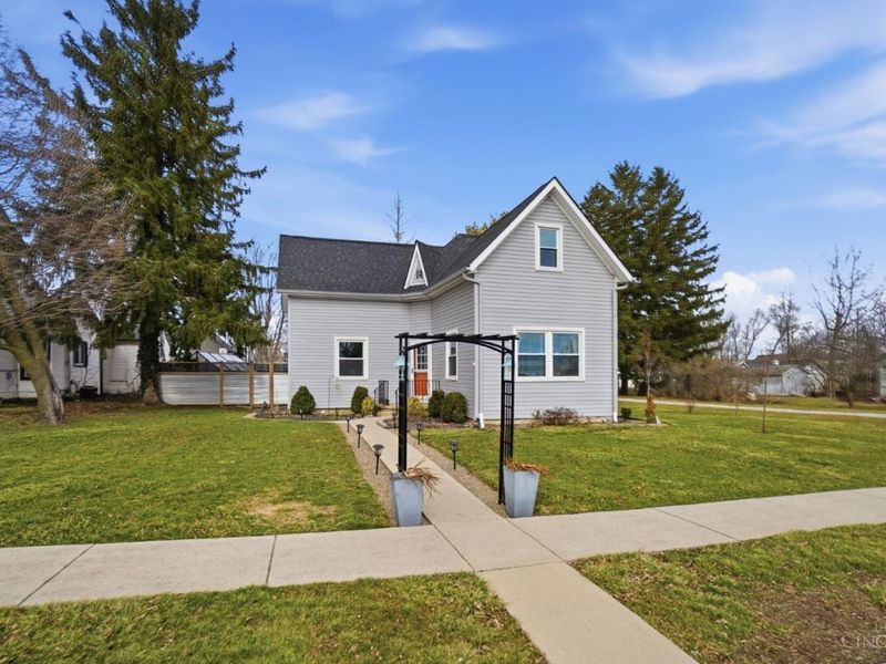 217 E Orchard St, West Manchester, OH 45382 Photo 4