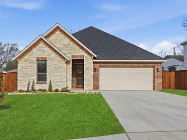 2315 Colony Court, Dallas, TX 75235