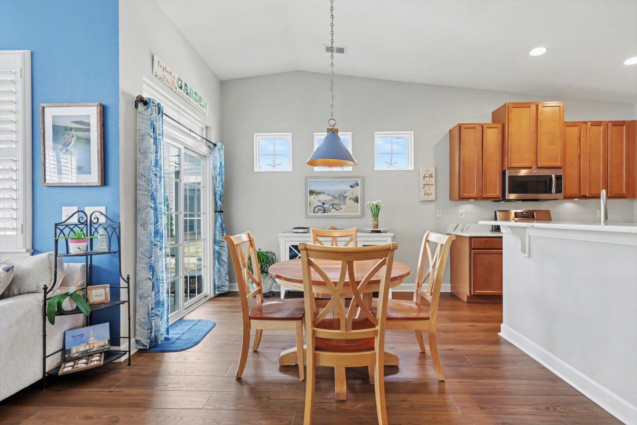 1811 B High St.  Photo 14