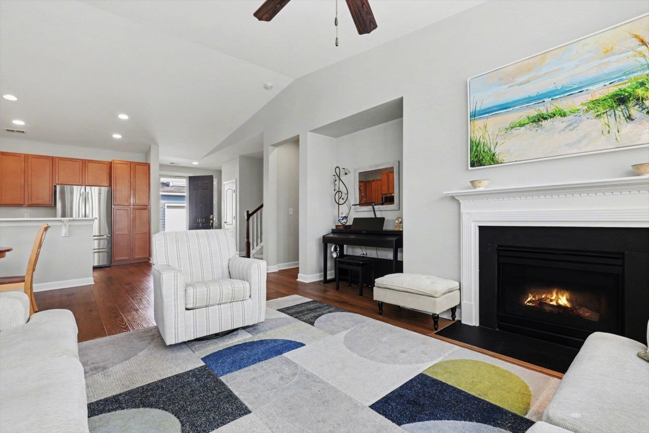 1811 B High St.  Photo 16