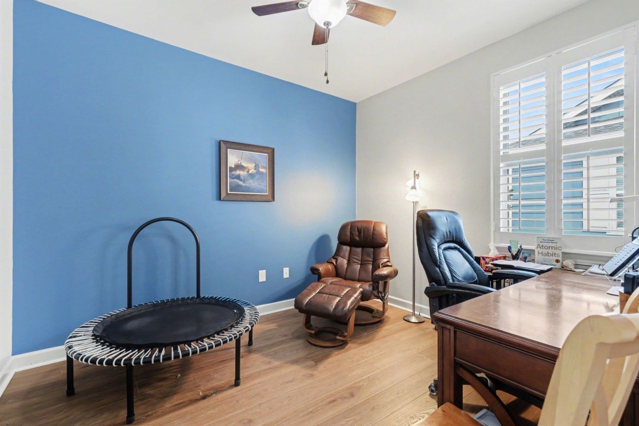 1811 B High St.  Photo 25