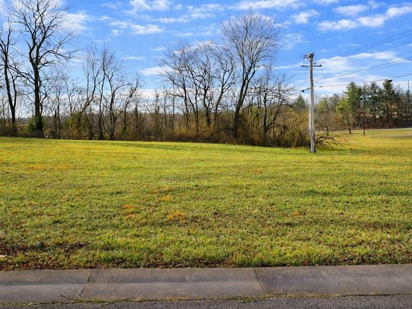 Tract 8 Physicians Boulevard , Glasgow, KY 42141