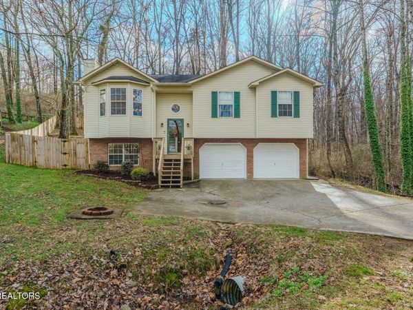 6825 Barkwood Road Rd, Knoxville, TN 37921